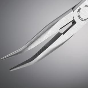 KNIPEX Flachrundzange mit Schneide 2