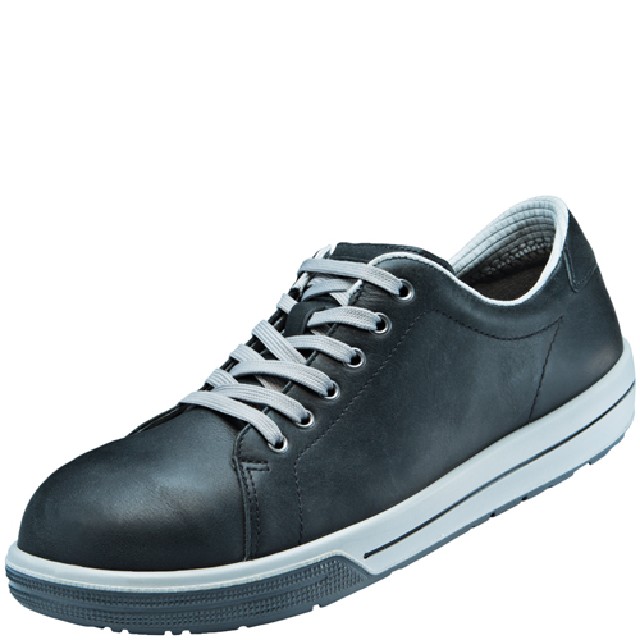 Halbschuhe